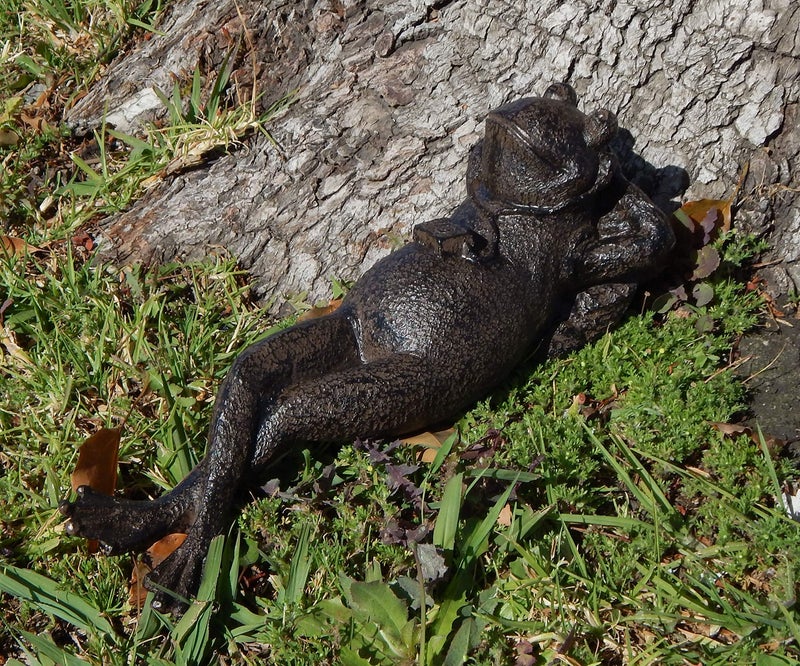 Bellaa 25686 Napping Frog Statue Relax Resting Meditating Zen Garden Buddha Sculpture Yoga Contented Talisman Gift Feng Shui Vastu Figurine 12 inch - Image 4